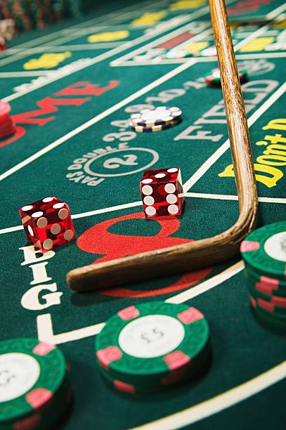 empire slot mobile app showing La Liga odds and live-dealer table options